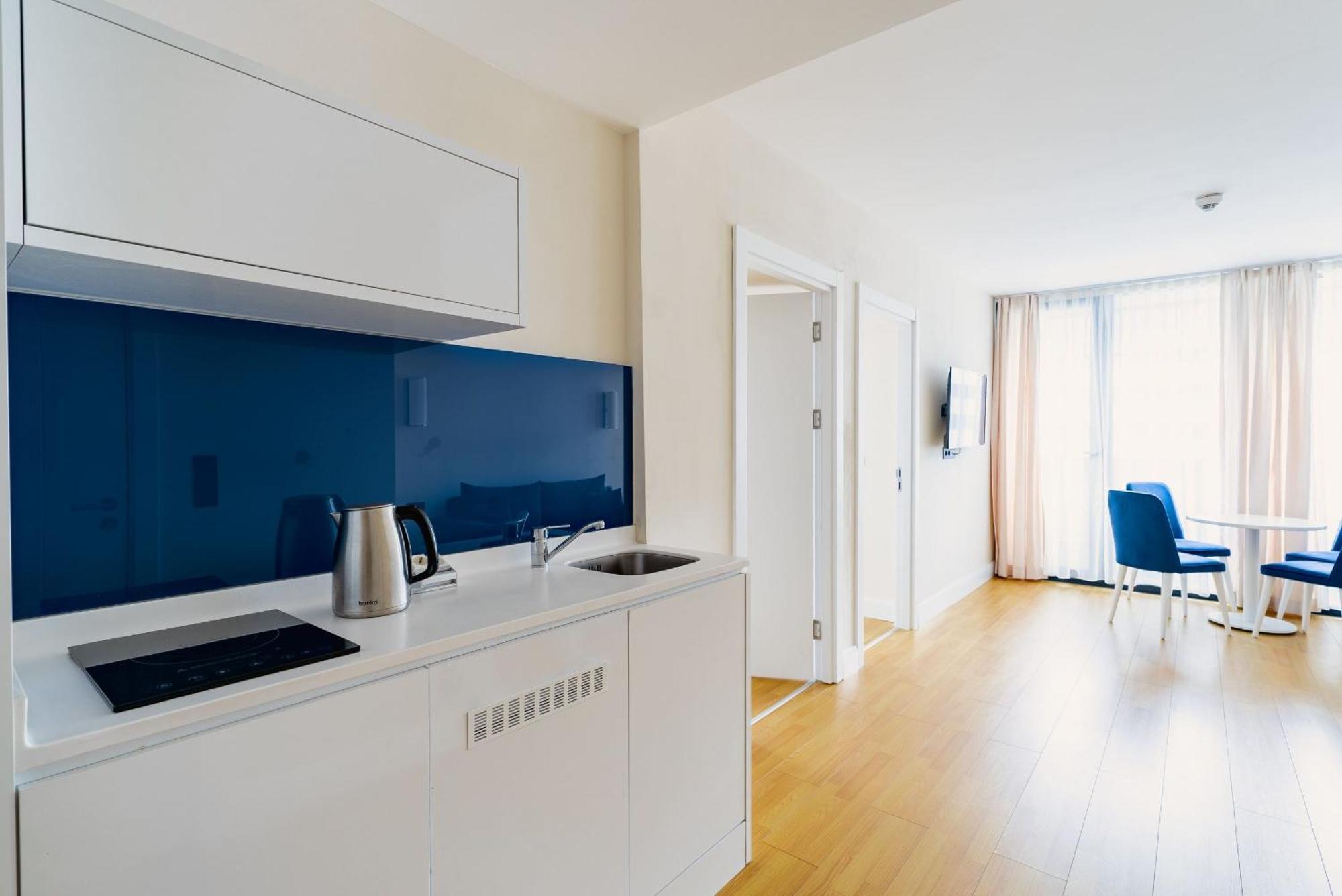 Elegance Sea View Aparthotel In Orbi City 바투미 외부 사진